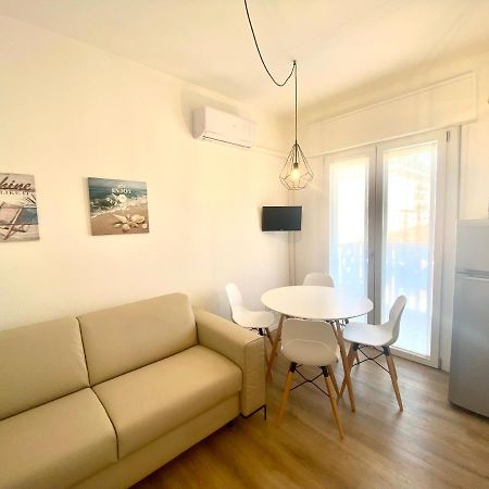 Maria Luisa - Piazza Mazzini - 30 Mt Dal Mare - Jesolo Daire Dış mekan fotoğraf