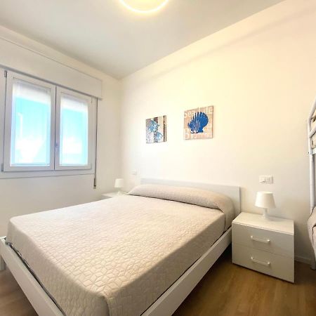 Maria Luisa - Piazza Mazzini - 30 Mt Dal Mare - Jesolo Daire Dış mekan fotoğraf