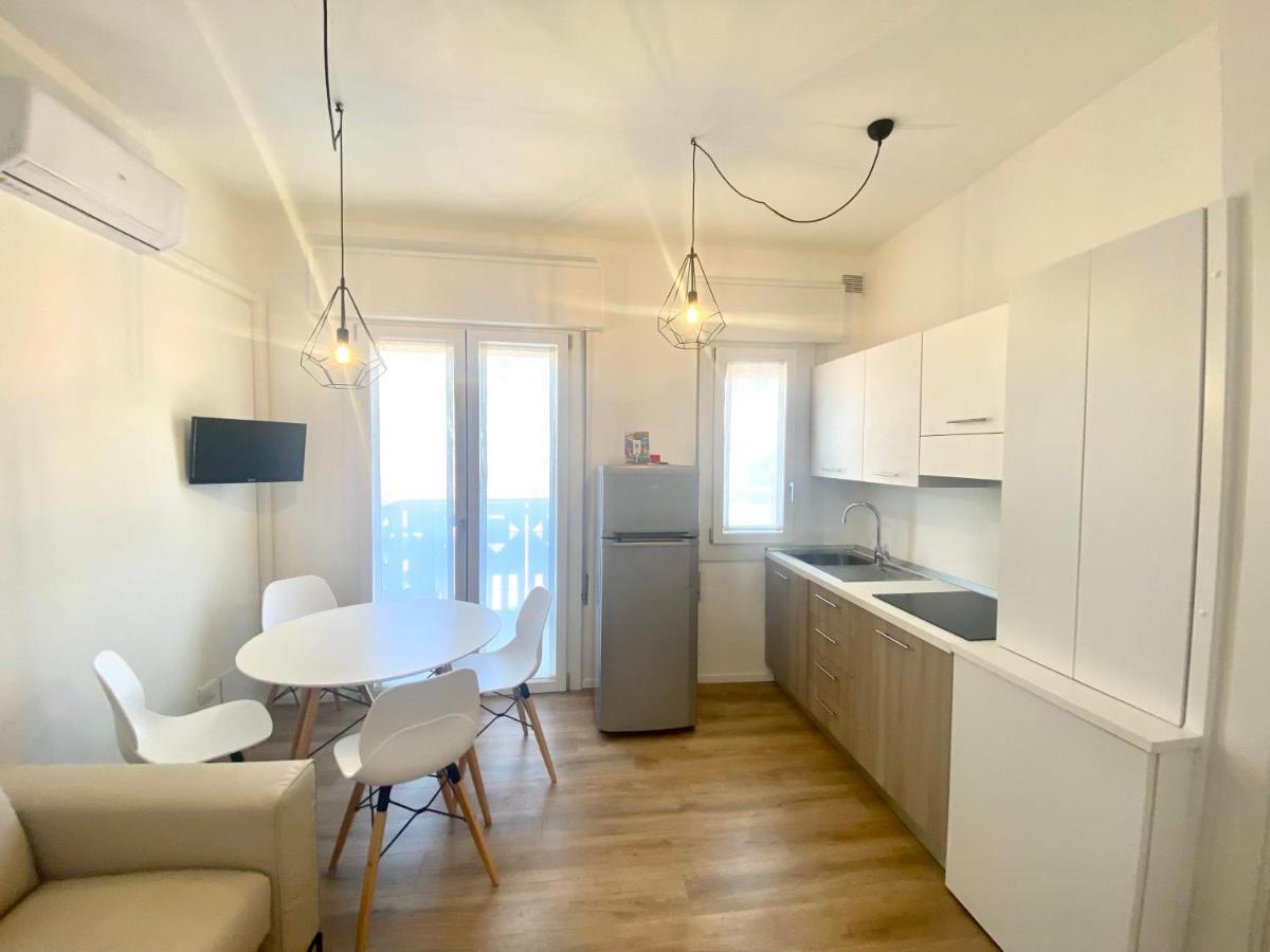 Maria Luisa - Piazza Mazzini - 30 Mt Dal Mare - Jesolo Daire Dış mekan fotoğraf