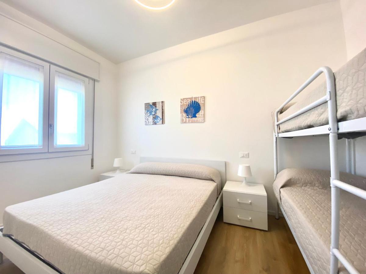 Maria Luisa - Piazza Mazzini - 30 Mt Dal Mare - Jesolo Daire Dış mekan fotoğraf
